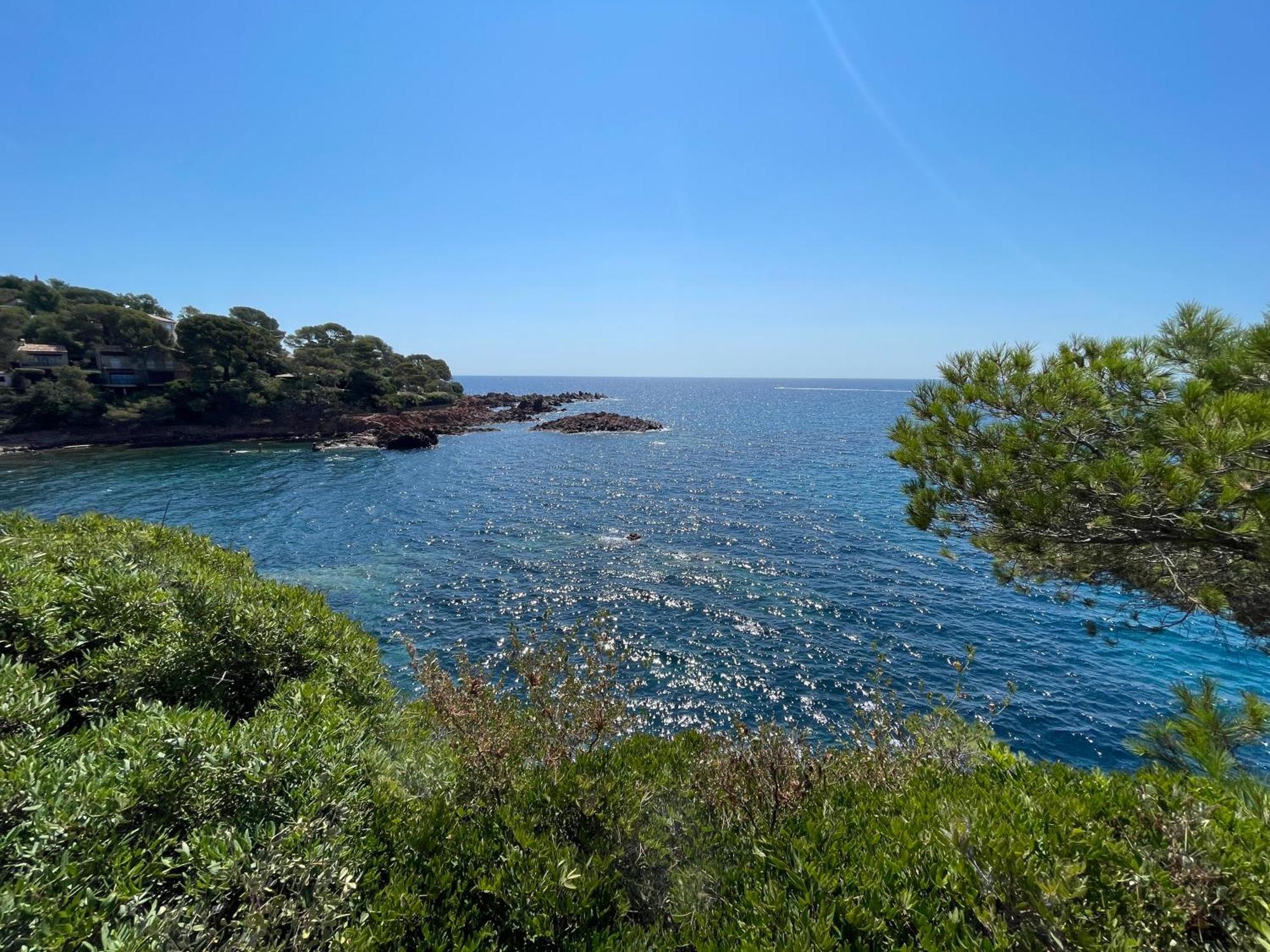 Saint-Raphaël Yacht Studio Galarne מראה חיצוני תמונה